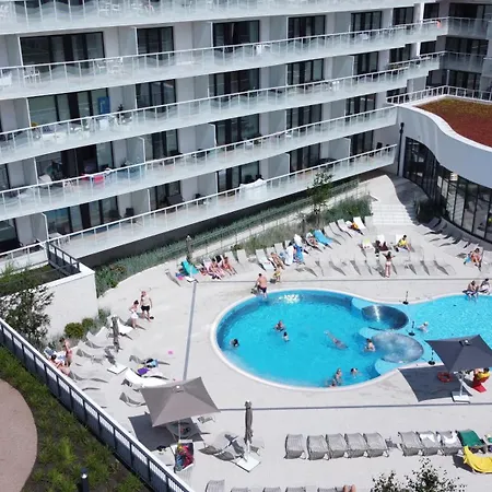 B014 White Moon - Basen Bawialnia Fitnes Parking W Cenie Polanki Aqua - Kołobrzeg