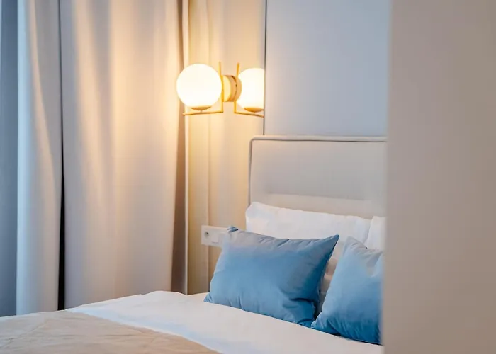 B014 White Moon - Basen Bawialnia Fitnes Parking W Cenie Polanki Aqua - *