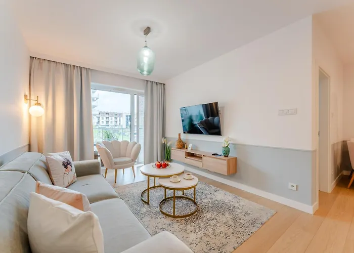 B014 White Moon - Basen Bawialnia Fitnes Parking W Cenie Polanki Aqua - Apartmán *