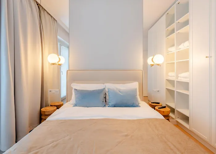 B014 White Moon - Basen Bawialnia Fitnes Parking W Cenie Polanki Aqua - Kolobřeh