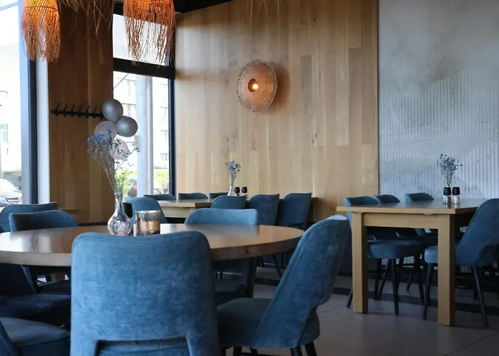 B014 White Moon - Basen Bawialnia Fitnes Parking W Cenie Polanki Aqua - Apartmán *